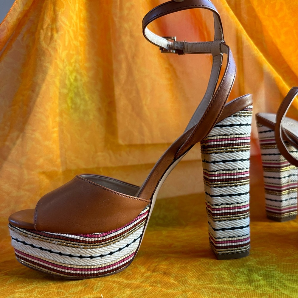 Platform Sandal Heel- multi colored ✨✨